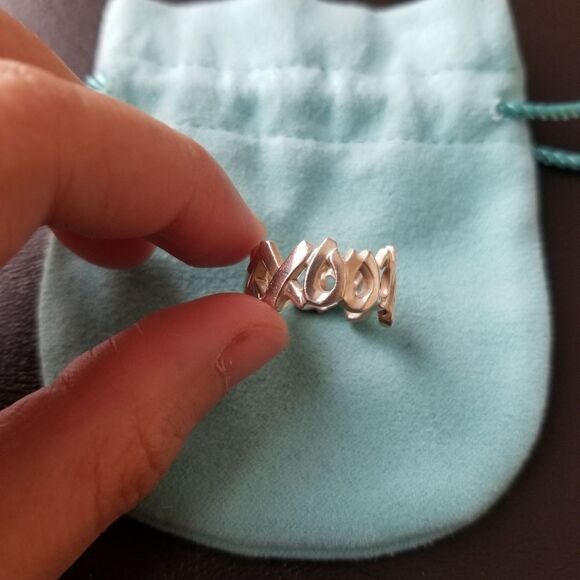 Tiffany & Co. Silver Kiss Ring - Picture 2 of 6